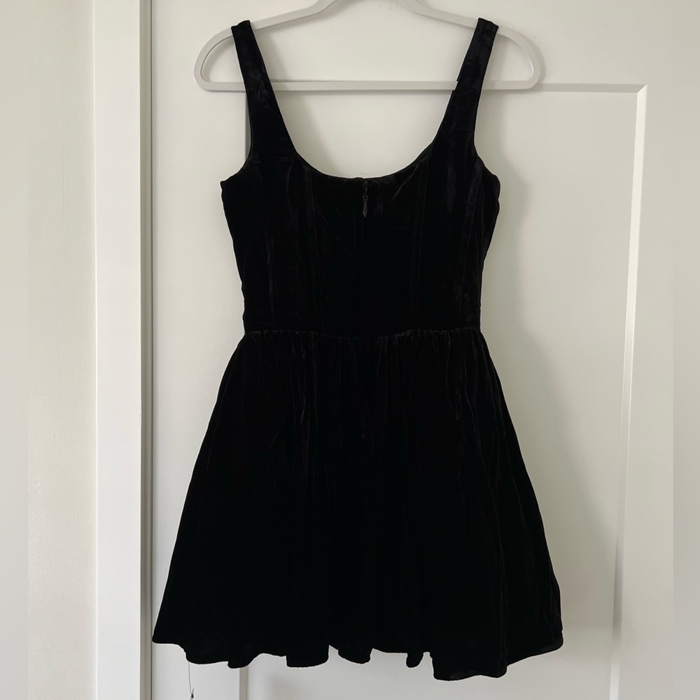 reformation Contessa Velvet Mini Dress - Picture 5 of 8
